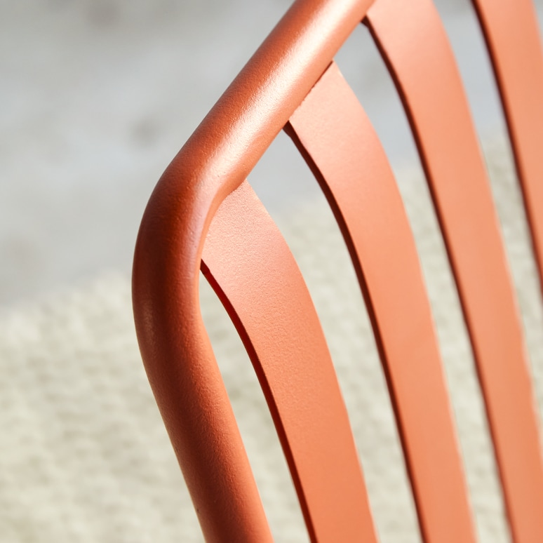 Gaby - Fauteuil en métal orange