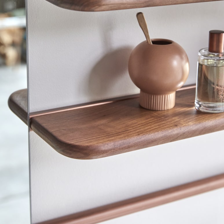 Félicie - Estantería con espejo de nogal y latón