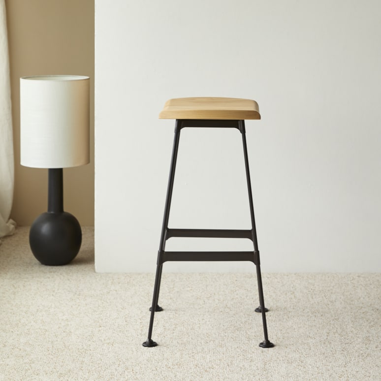 Diego - High stool in ash and black metal