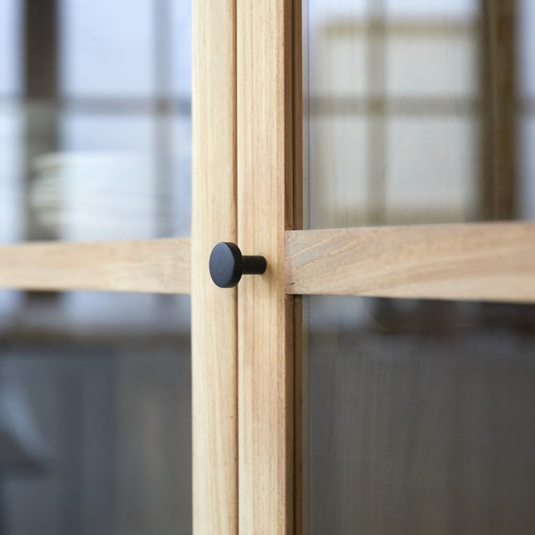 Babeth - Niedriger Vitrinenschrank aus massivem Teakholz