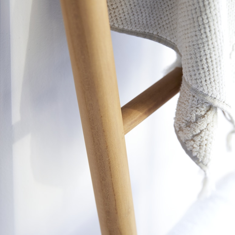 Carla - Solid teak towel rail