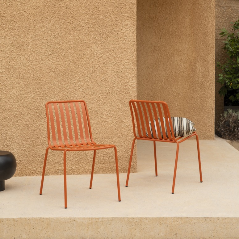 Gaby - Gartenstuhl aus Metall orange