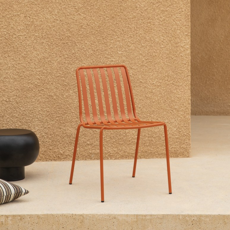 Gaby - Orange metal garden chair