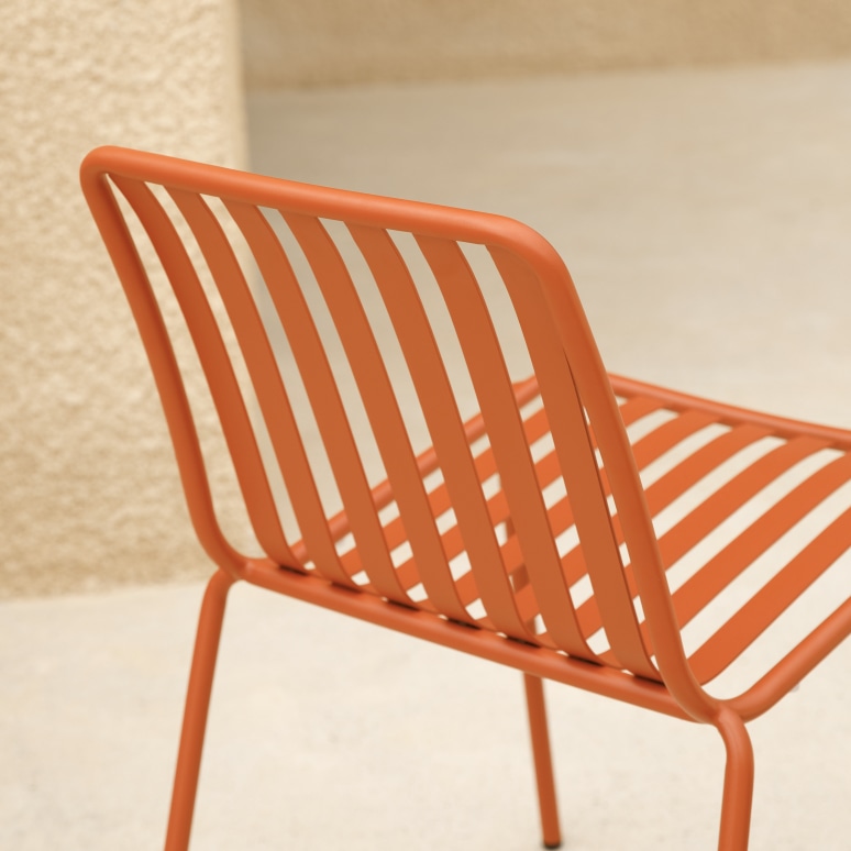 Gaby - Orange metal garden chair