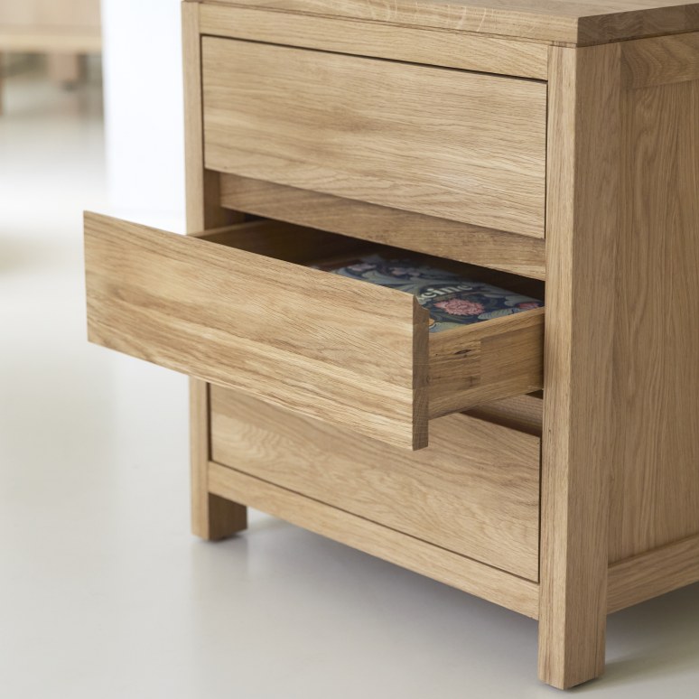 Eden - Schreibtisch aus massiver Eiche mit Schubladenmodul