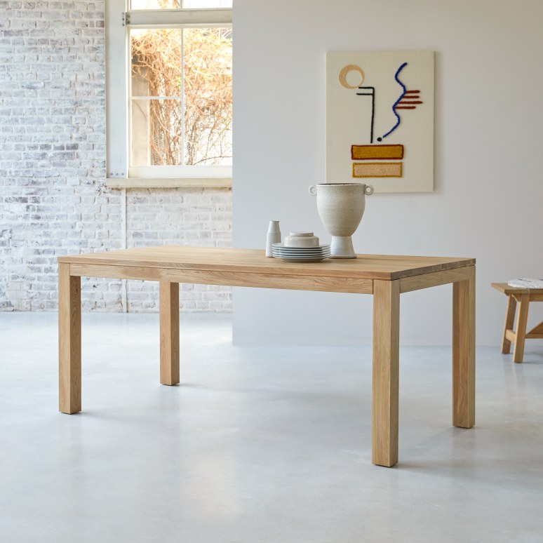 Eden - Table en chêne massif sans noeud 6-8 pers.
