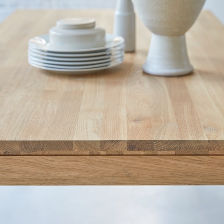 Eden - Solid knot-free Oak Table