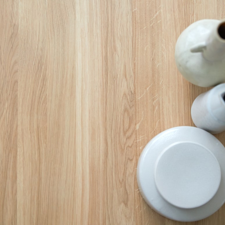 Eden - Tavolino in legno di quercia massello