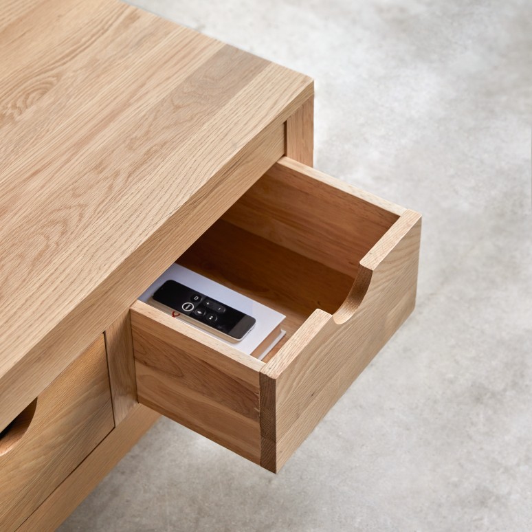 Oliver - Solid oak coffee table