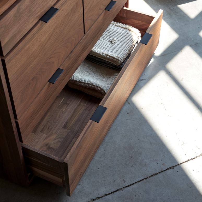 Senson - Commode en noyer massif