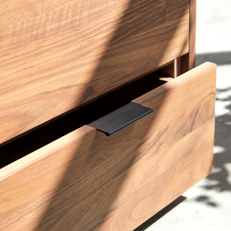 Senson - Buffet en noyer massif 200 cm