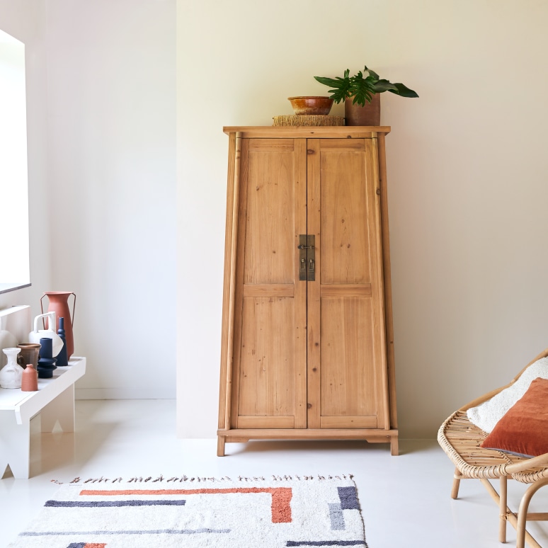 Yuki - Kids cupboard in solid reclaimed pine