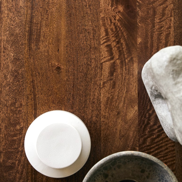 Arko - Mesa de madera maciza de mango para 6/8 personas