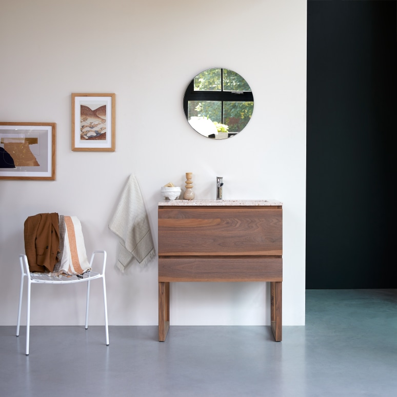 Edgar - Mobile per il bagno in legno di noce massello e terrazzo premium pink 80 cm