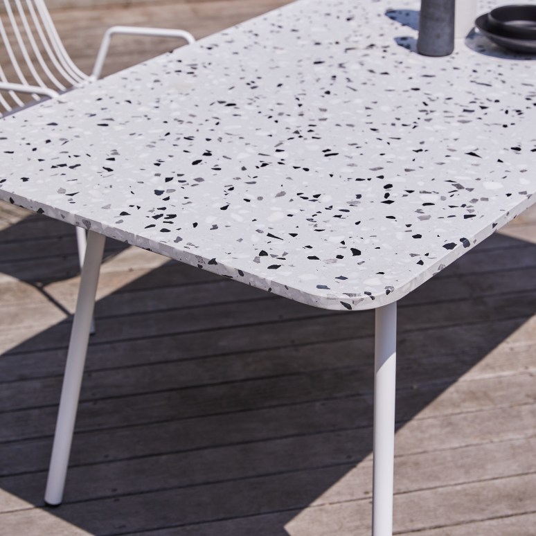 Elio - Rechteckiger Gartentisch Premium-Terrazzo und Metall weiß 4–6 Pers.