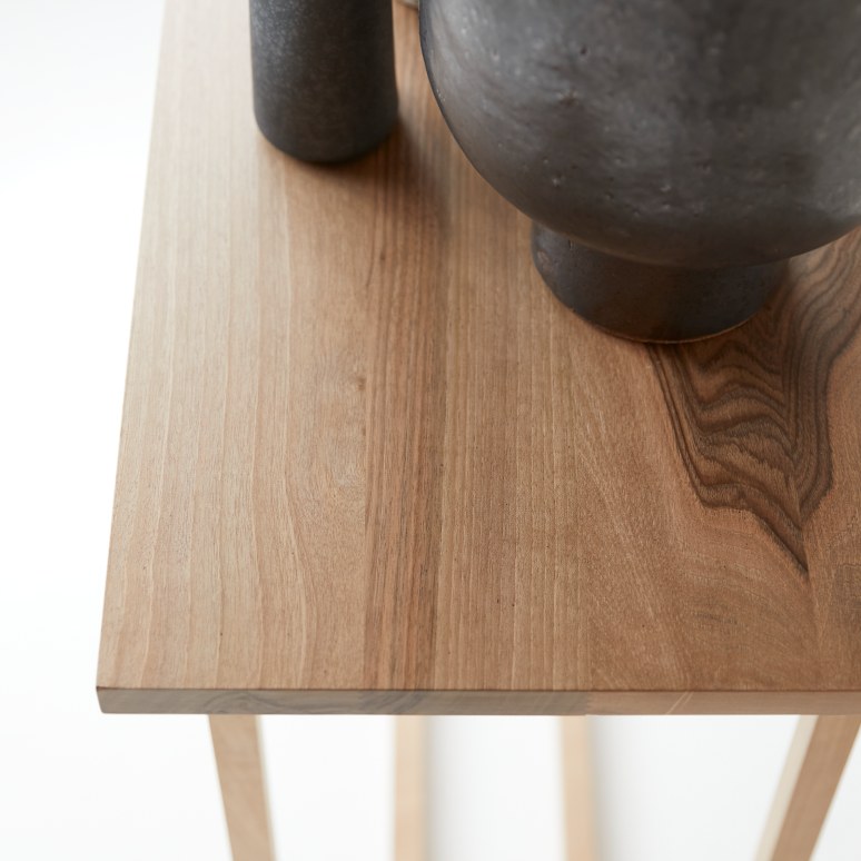 Clovis - Consolle in legno di noce massello francese