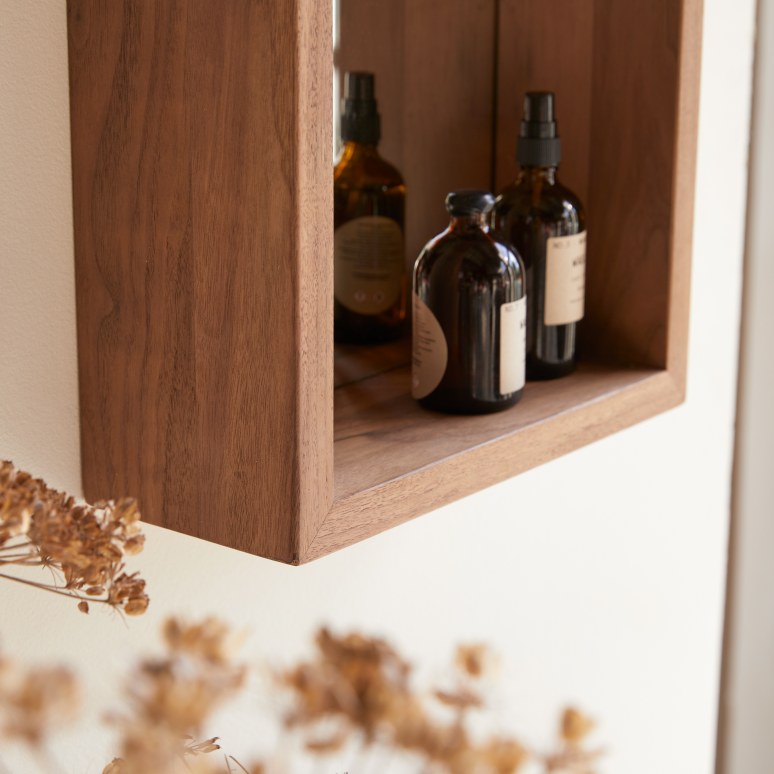 Stelle - Solid Walnut Mirror