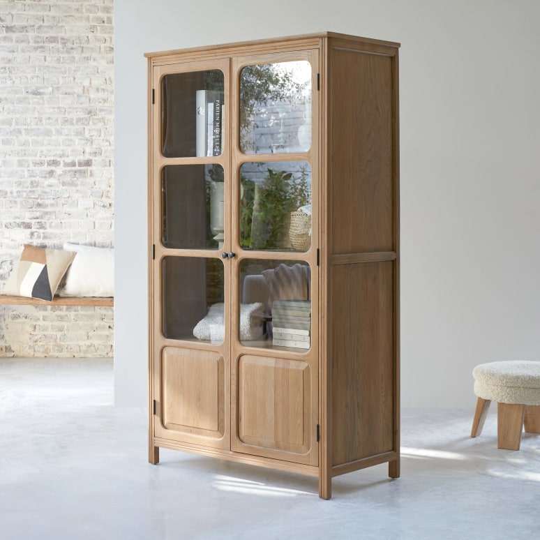Marthe - Garderobenschrank aus Massiveiche