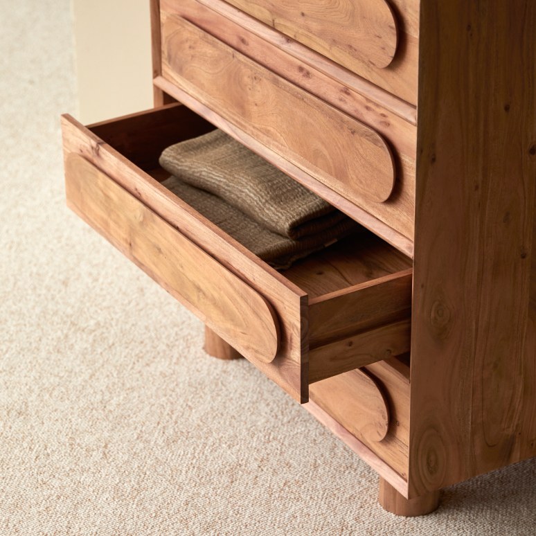 Olga - Solid acacia children's chest of drawers