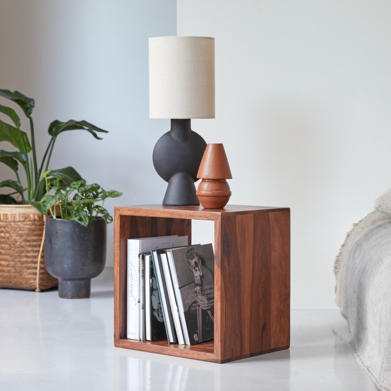 Kwarto - Bedside table in solid sheesham