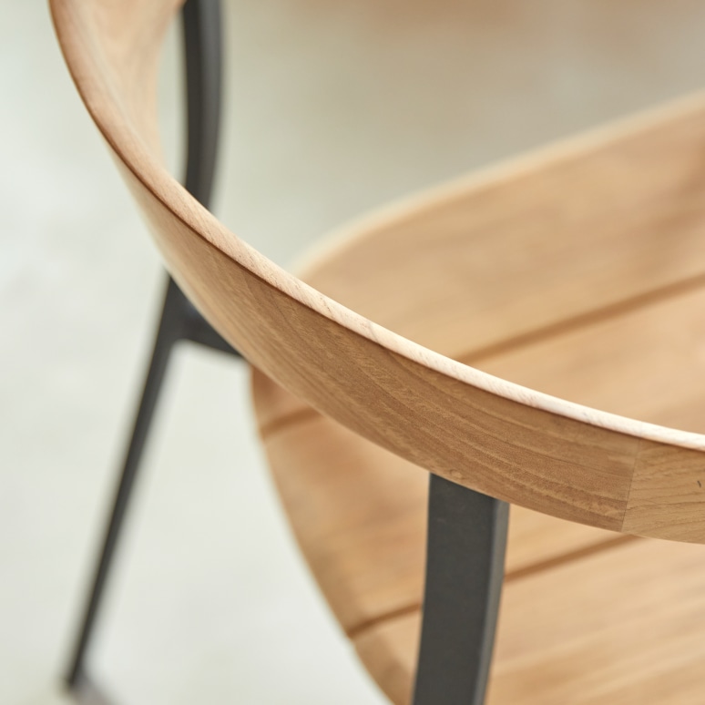 Arco - Stoel in massief teak en aluminium