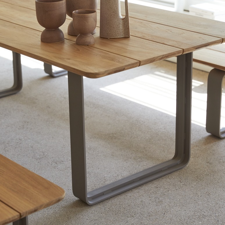 Harper - Tisch aus massivem Teakholz und Aluminium 6/8 Pers.