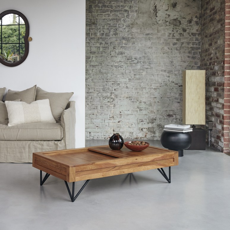 Bonnie - Solid acacia coffee table with storage