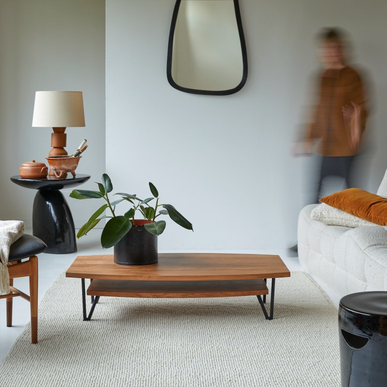 Bonnie - Solid acacia coffee table