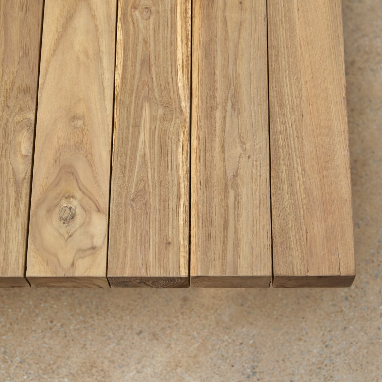 Joaquin - Garden bench in reclaimed solid teak