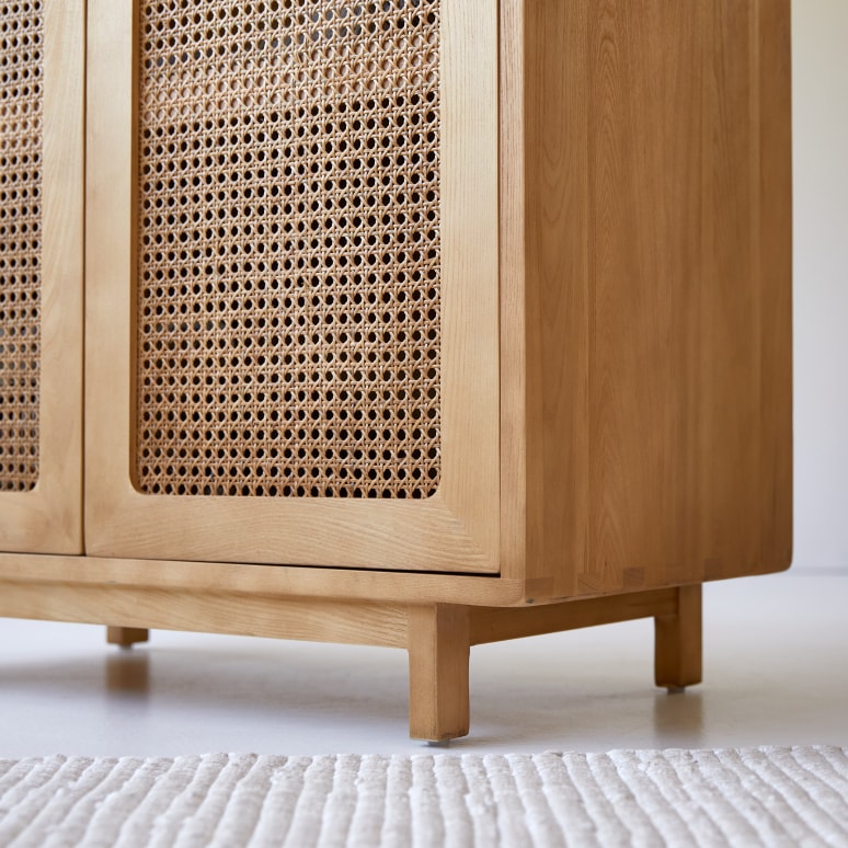 Luis - Armario infantil de olmo macizo y rejilla de caña