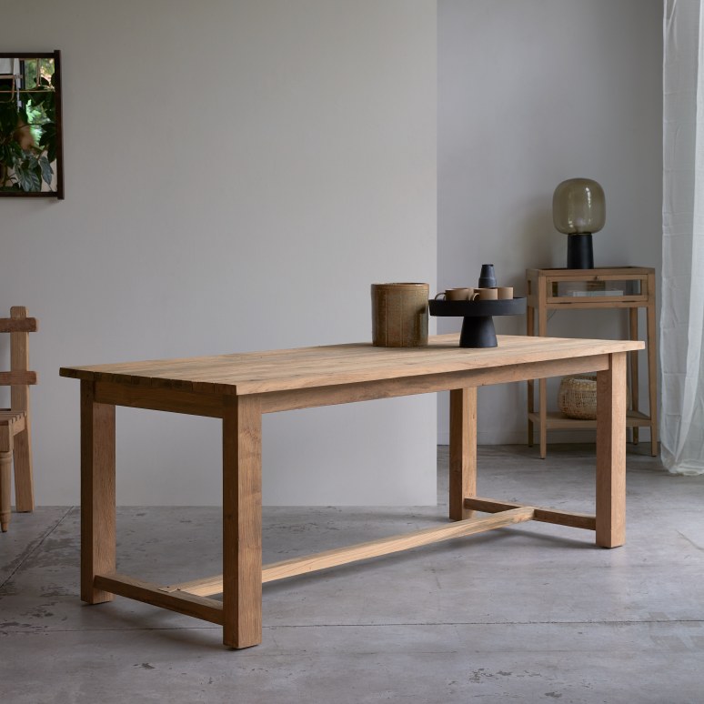 Teresa - Recycled solid teak table, 6–8 seats