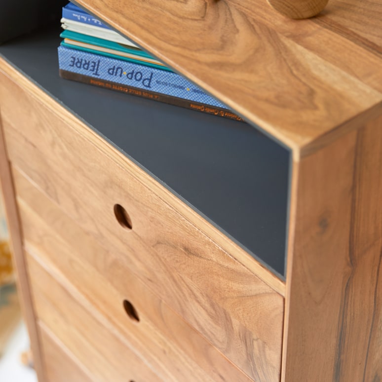 Pavel - Children’s chest of drawers in acacia wood