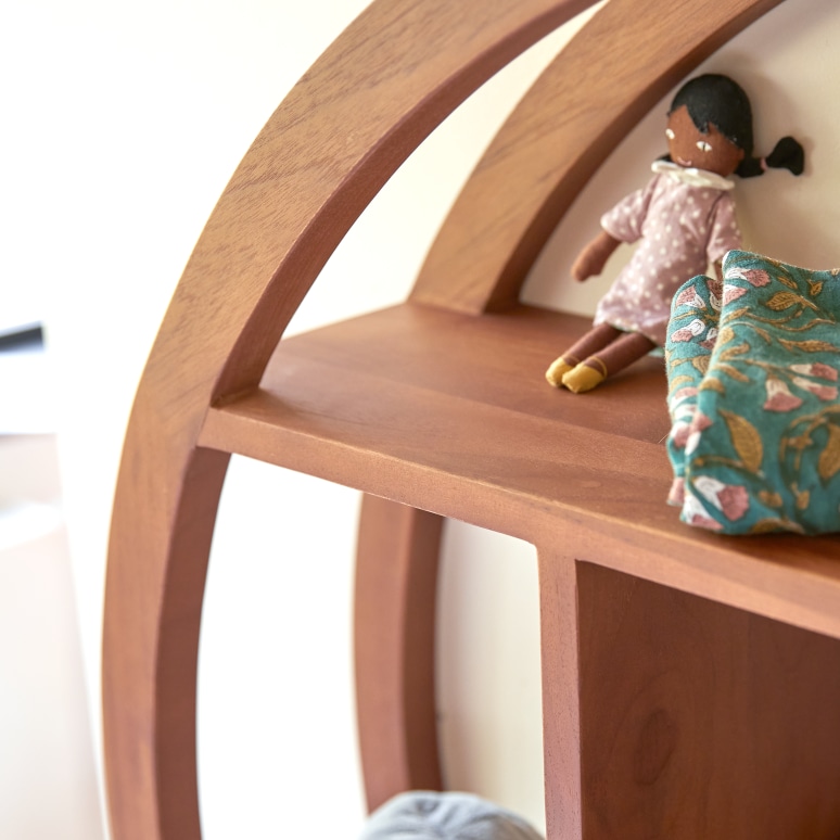 Ying Yang - Mensola da parete per bambini in teak massello