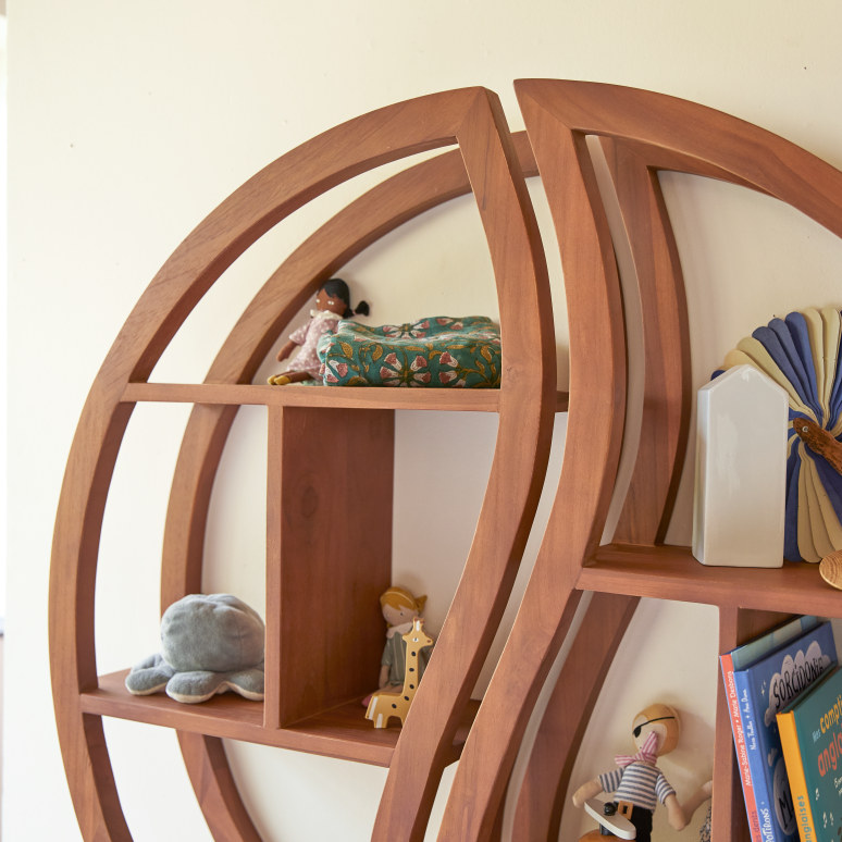 Ying Yang - Mensola da parete per bambini in teak massello