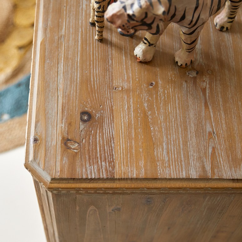 Emily - Kindercommode van gerecycled massief grenen