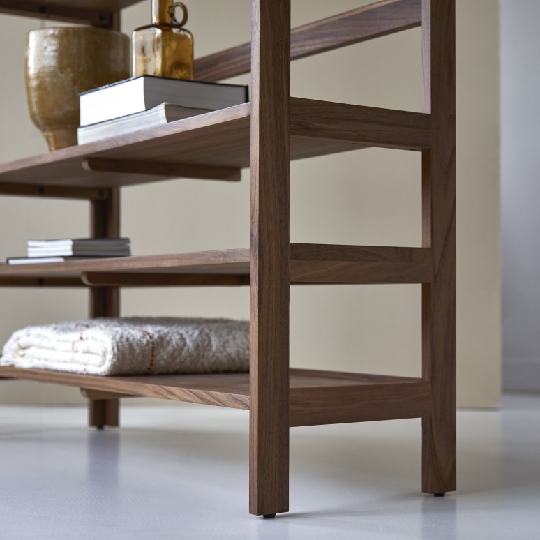 Esmée - Console haute en noyer