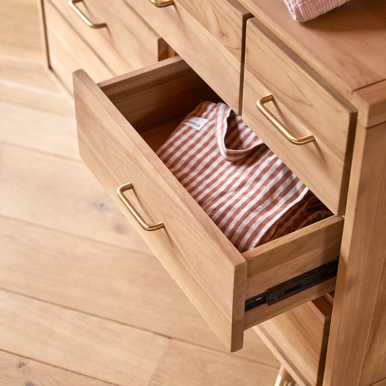 Kort - Kinderkommode aus massivem Teakholz