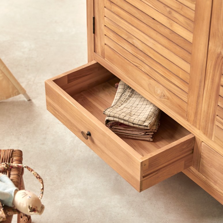 Suzette - Kinderkast van massief teakhout