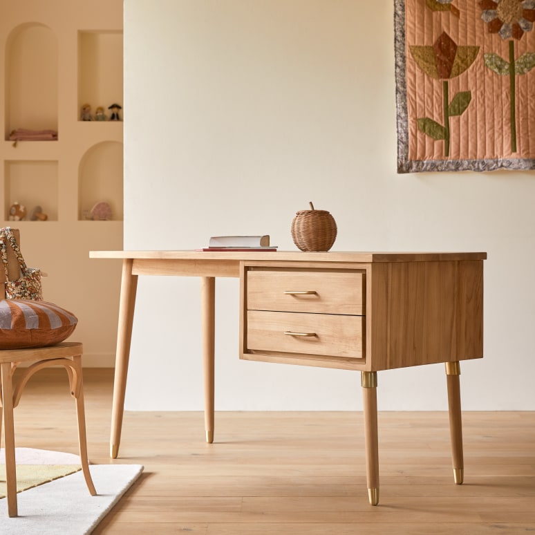 Kort - Children's desk in solid teak 