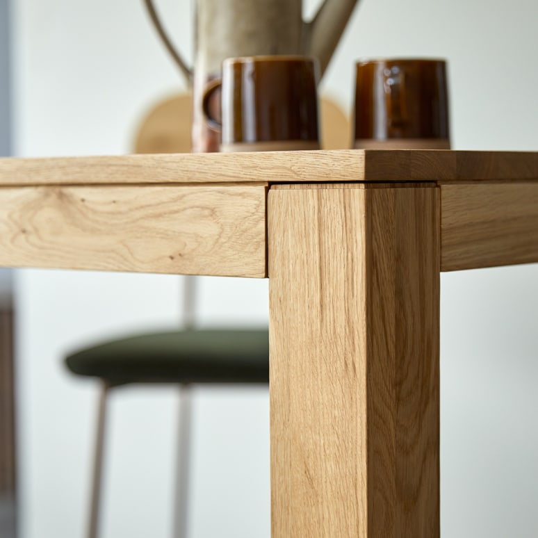 Eden - Solid oak bar table for 4-6 people