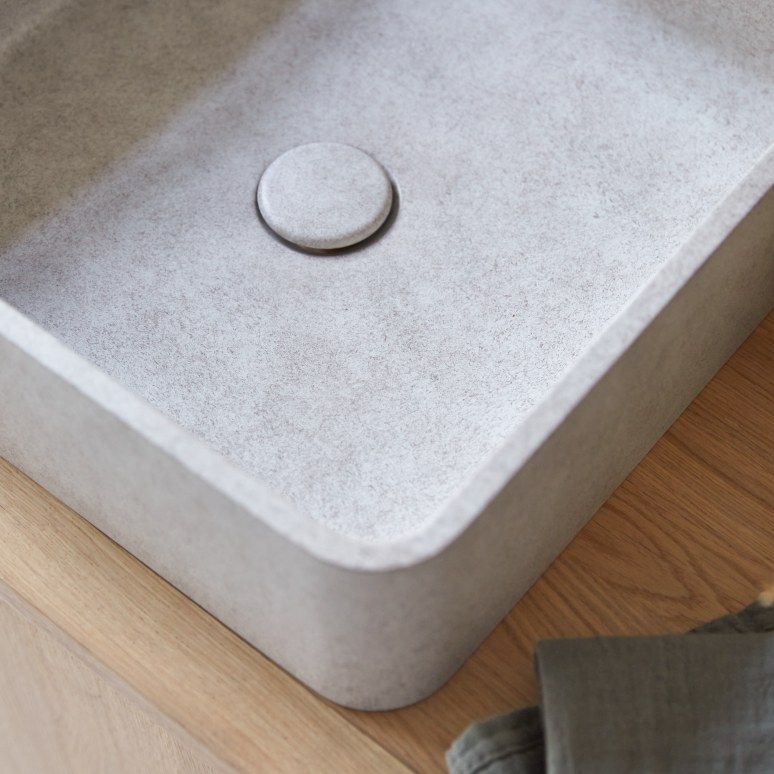 Thaïs - Lavabo cuadrado de hormigón gris