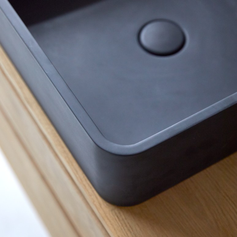 Thaïs - Vasque carrée en terrazzo black