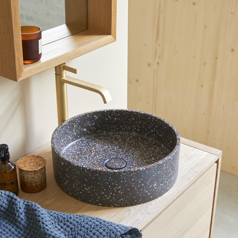 Gina - Round confetti terrazzo basin