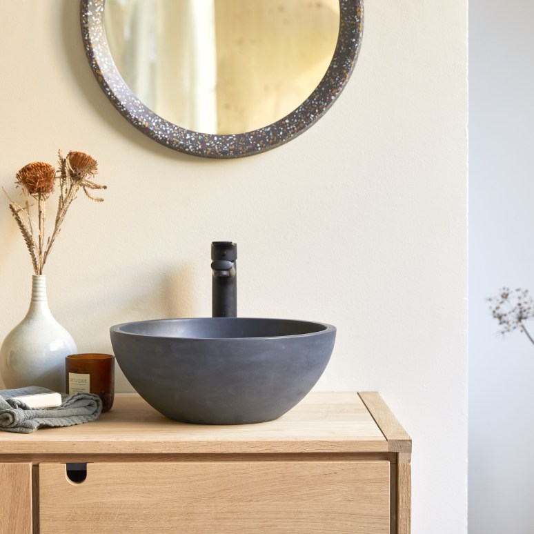 Micha - Round Black Terrazzo Bathroom Sink