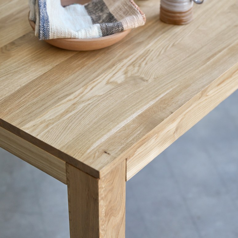 Eden - Rechthoekige tafel in massief eiken voor 4/6 personen
