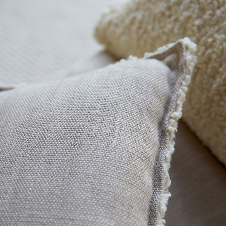 Woodnest - Fauteuil en chêne massif et tissu Linen