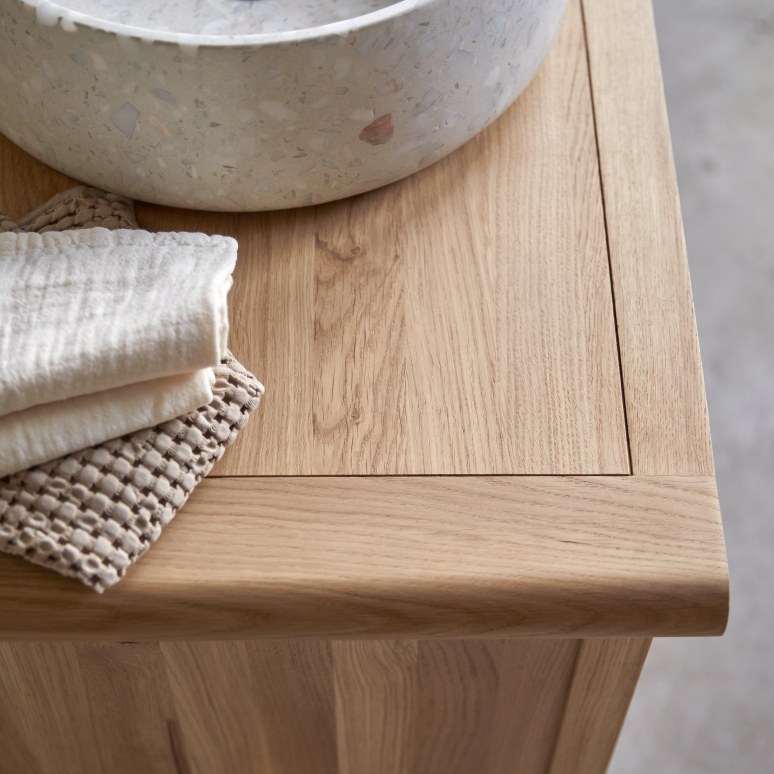 Volute - Meuble sous vasque en chêne massif 160 cm