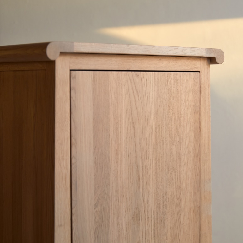 Volute - Columna alta de roble macizo