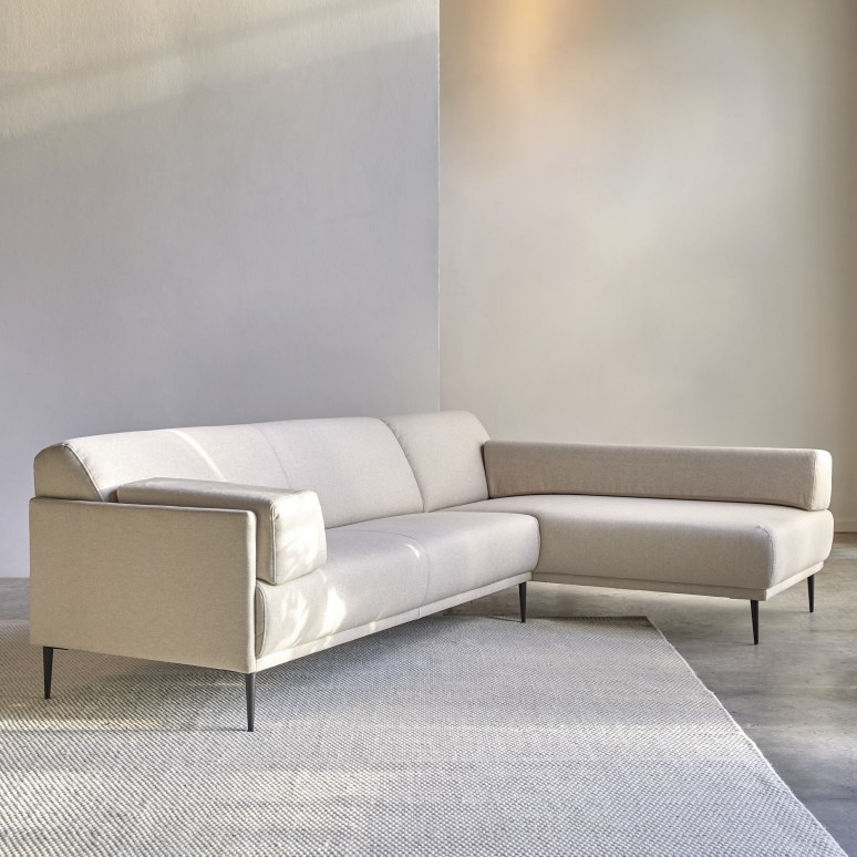 Finn - Hoekbank rechts in ecru stof 270 x 180 cm