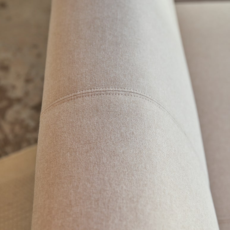 Finn - Right-hand corner sofa in ecru fabric 270 x 180 cm, 4 seats